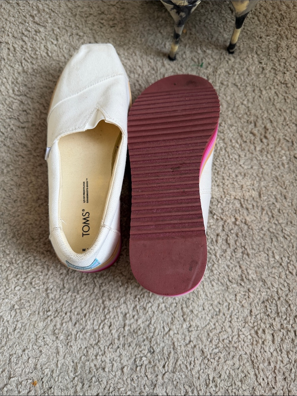 TOMS White Canvas Slip-On Platforms with Pink and Orange Gradient Sole - Picture 7 of 8